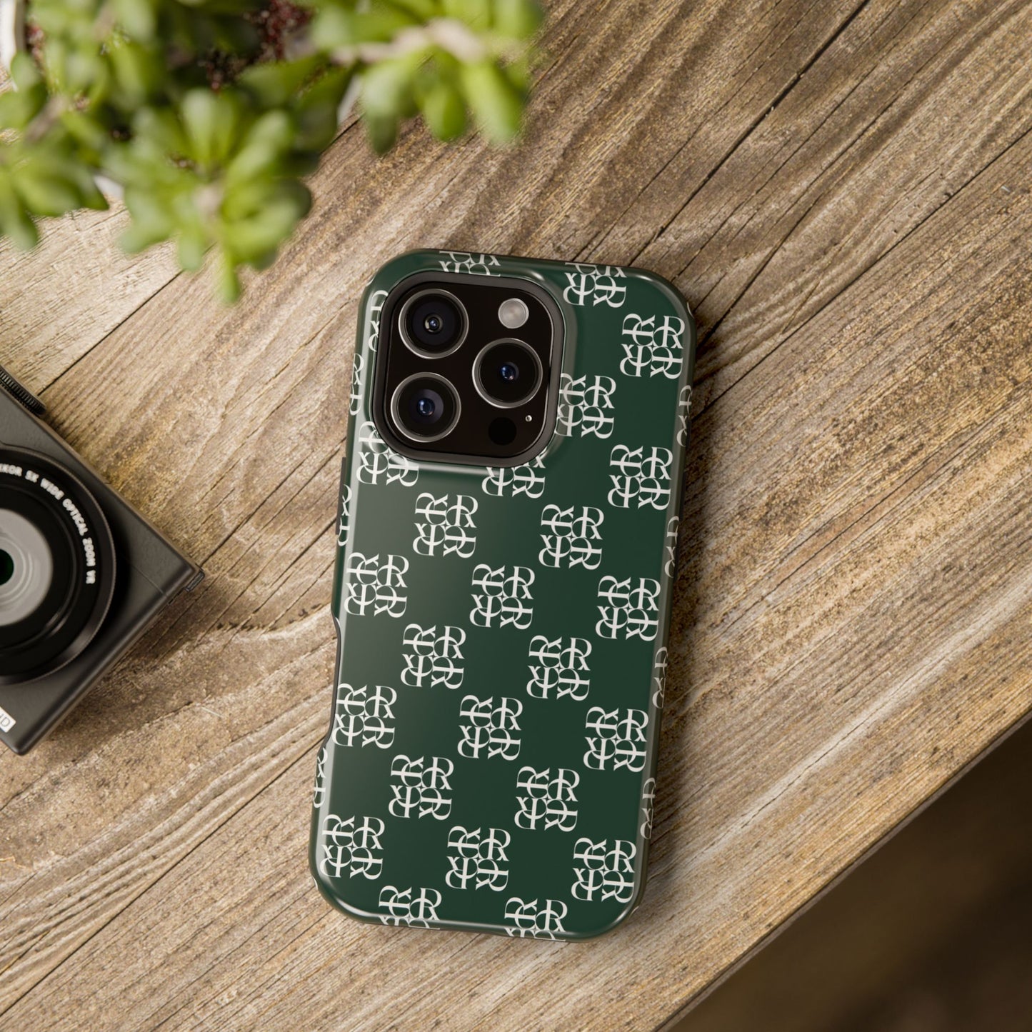 Signature monogram - MagSafe® iPhone case